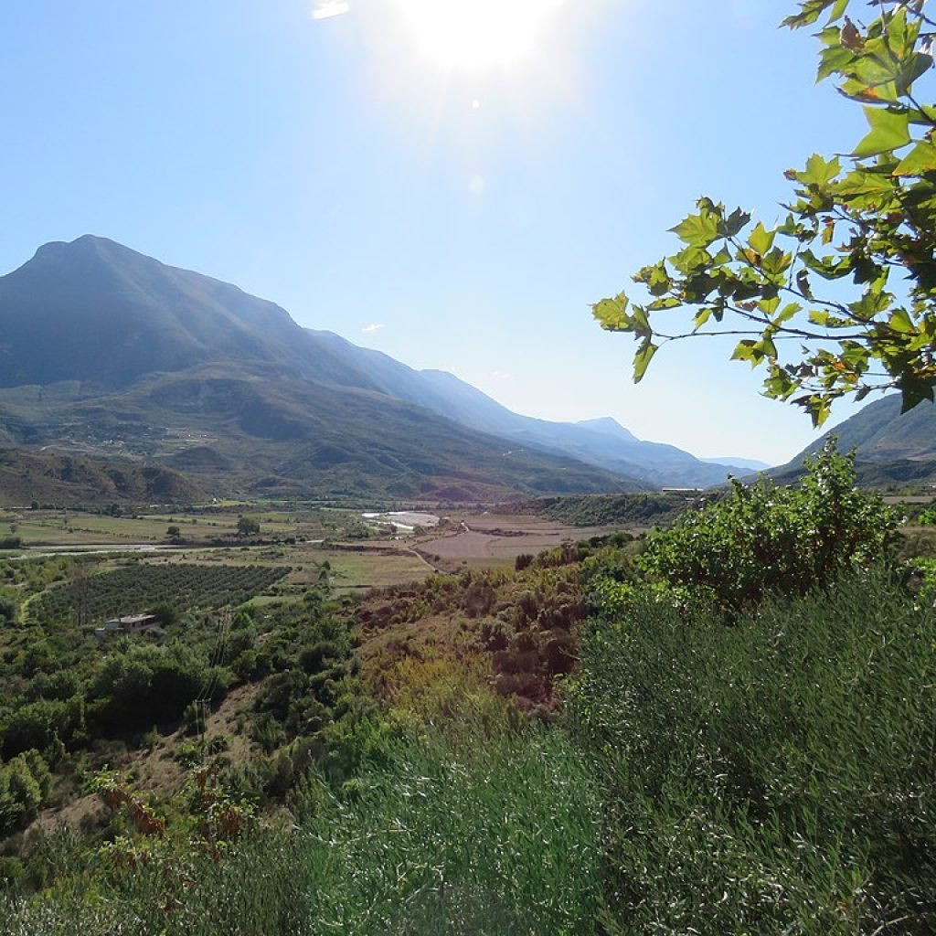 Valley of Drinos ( Gjirokaster ) albaniadestination.in