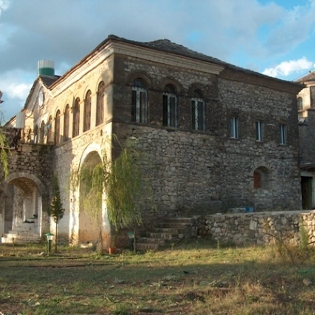 Bektashi Tekke of Melan ( Gjirokaster ) albaniadestination.in