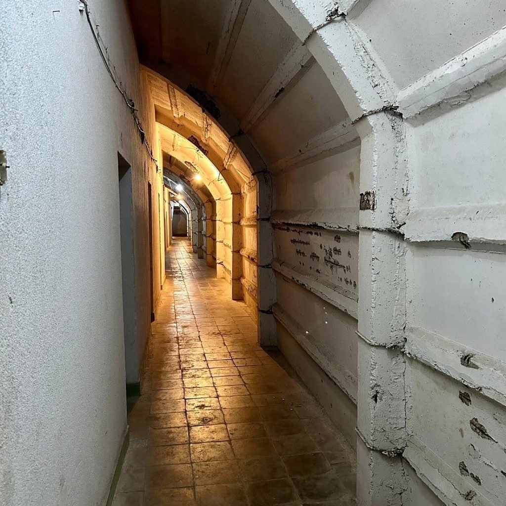 The Cold War Tunnel ( Gjirokaster ) albaniadestination.in