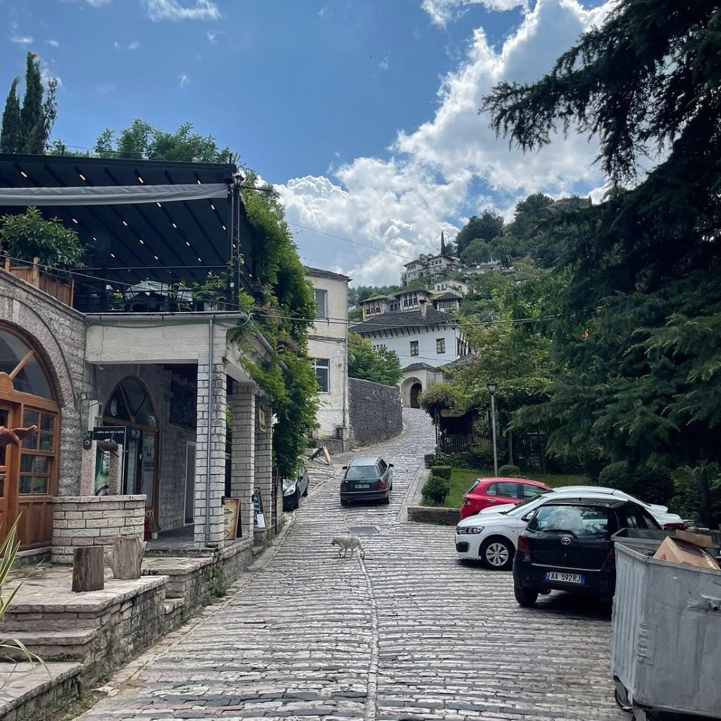 Old Bazaar ( Gjirokaster ) albaniadestination.in