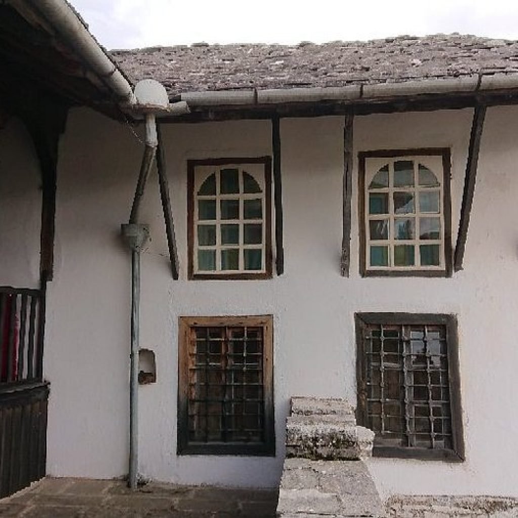 Zekate House ( Gjirokaster ) albaniadestination.in