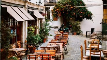 Traditional Restaurants in the Old Bazaar albaniadestination.in