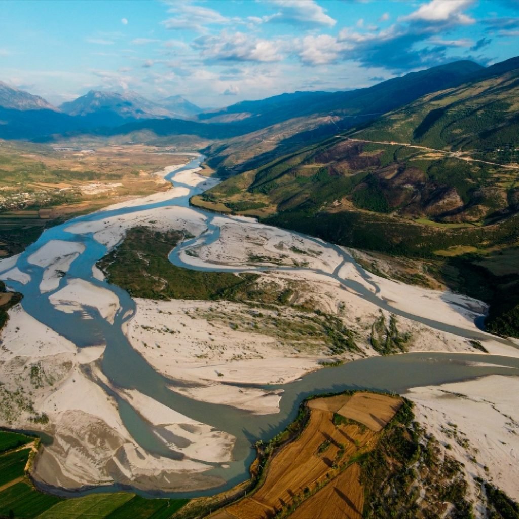 Vjosa River albaniadestination.in