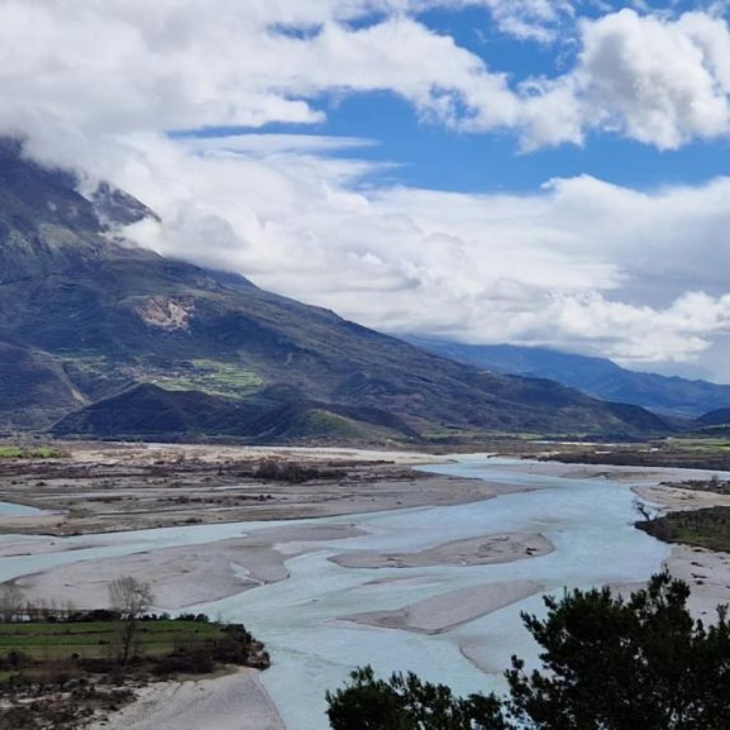 Vjosa River albaniadestination.in