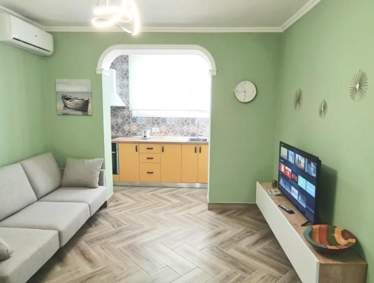 2V1 - Blloku ZY albaniadestination.in