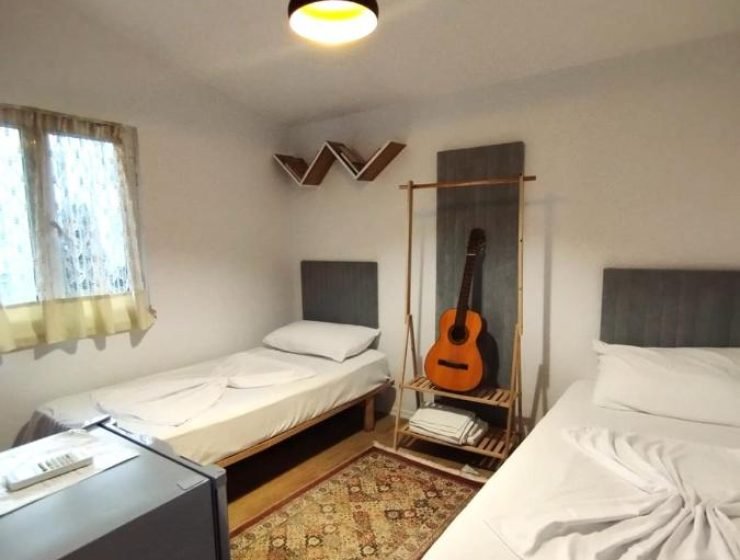 2 single Bedroom Tirana albaniadestination.in