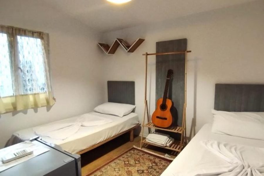 2 single Bedroom Tirana albaniadestination.in